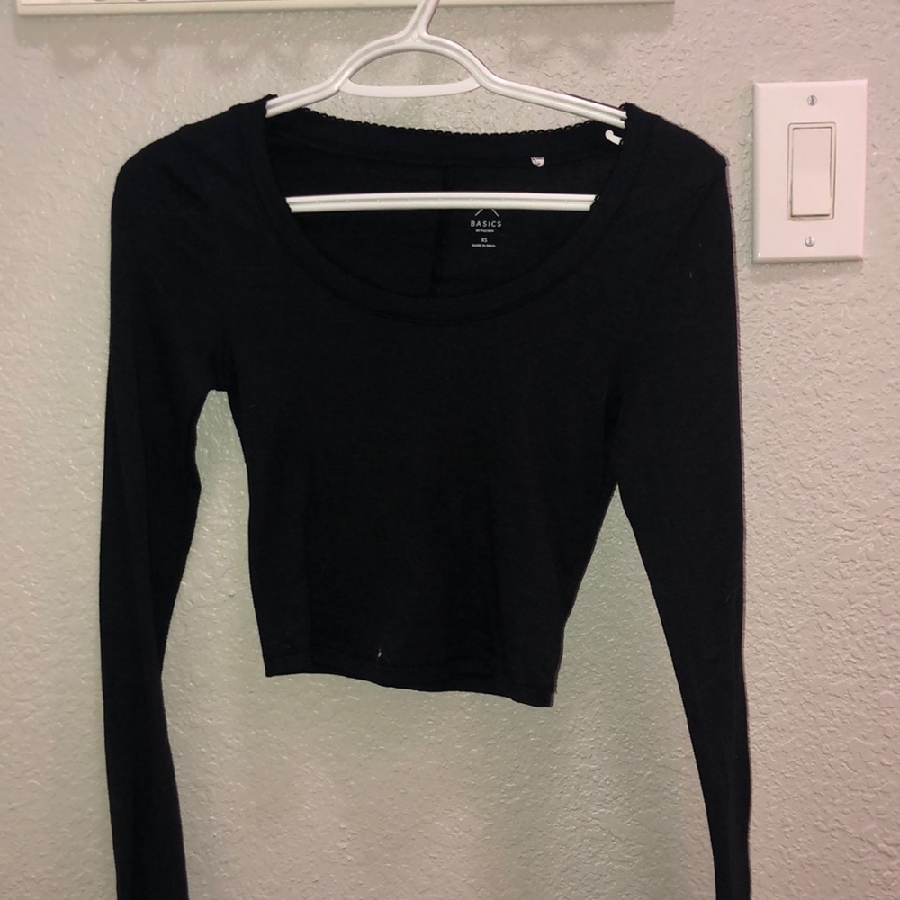 A really cute basic long sleeve top